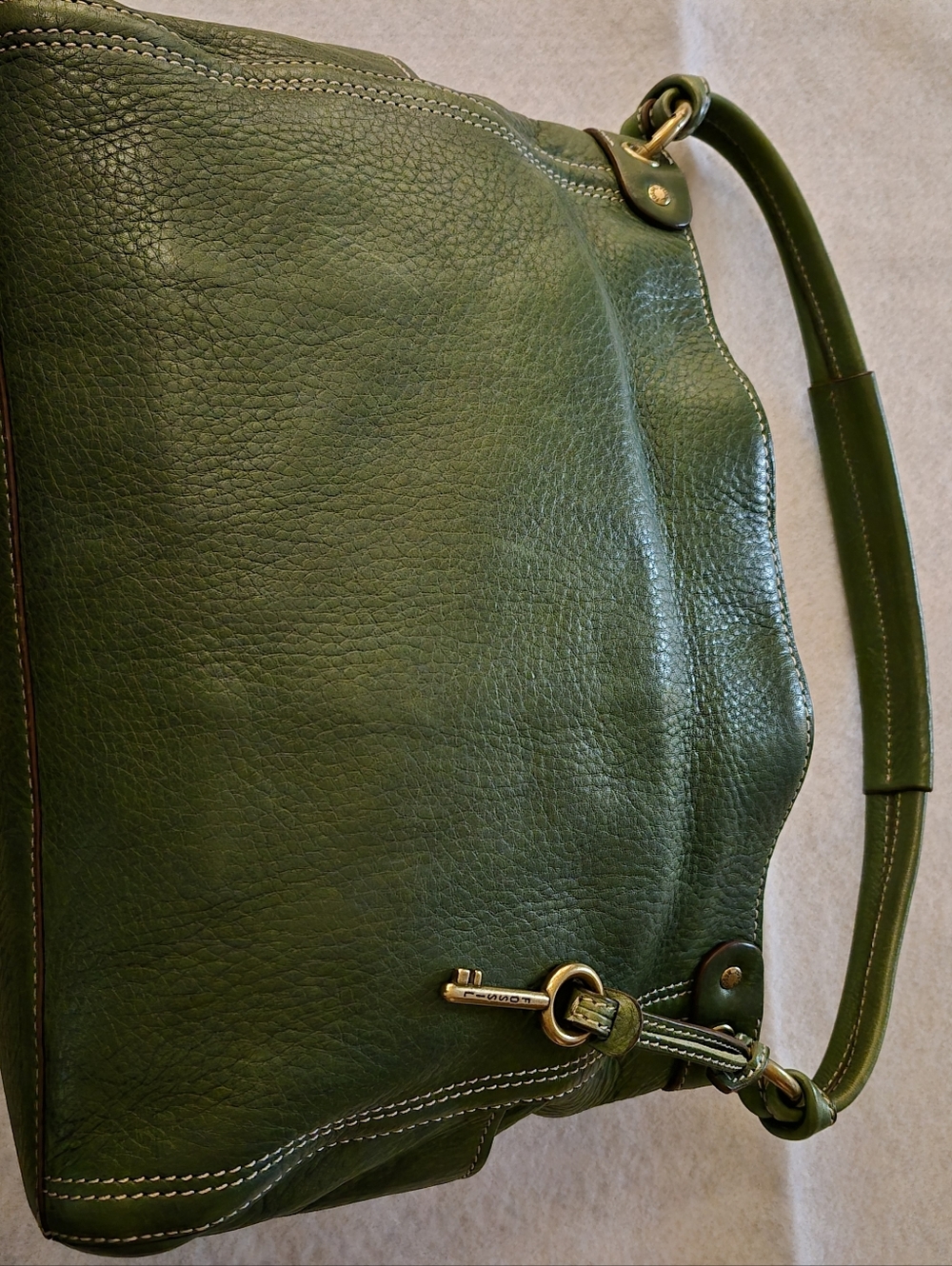 Vintage Fossil Olive Green Leather Shoulder Bag - Picture 2 of 7